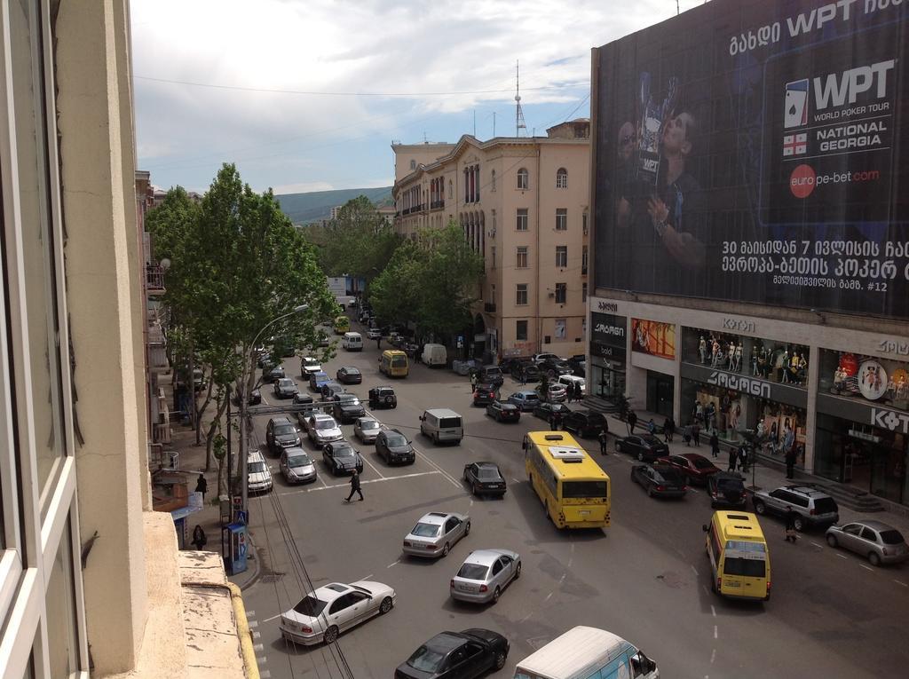 Avenue Hotel 4*